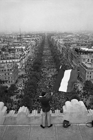 Manifestação gaullista em Paris, em 30 de maio de 1968