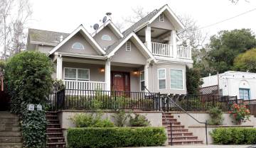 Facebook Zuckerberg Echa A Sus Inquilinos Para Ampliar Su Casa Estilo El Pais