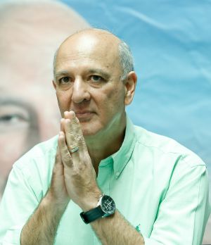 A Justiça impugna a candidatura do ex-governador Arruda.